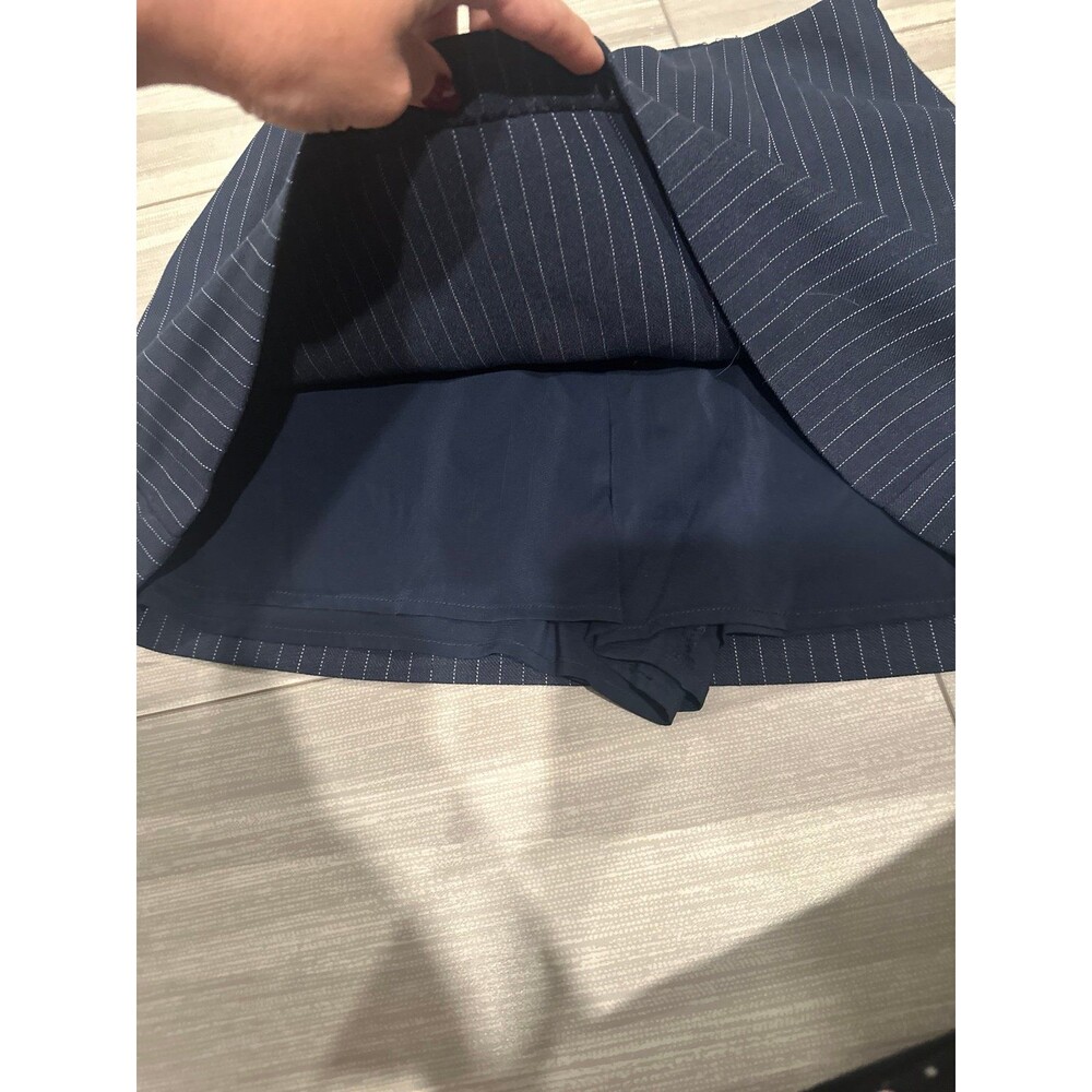 Brand new Abercrombie skort - Picture 2 of 2